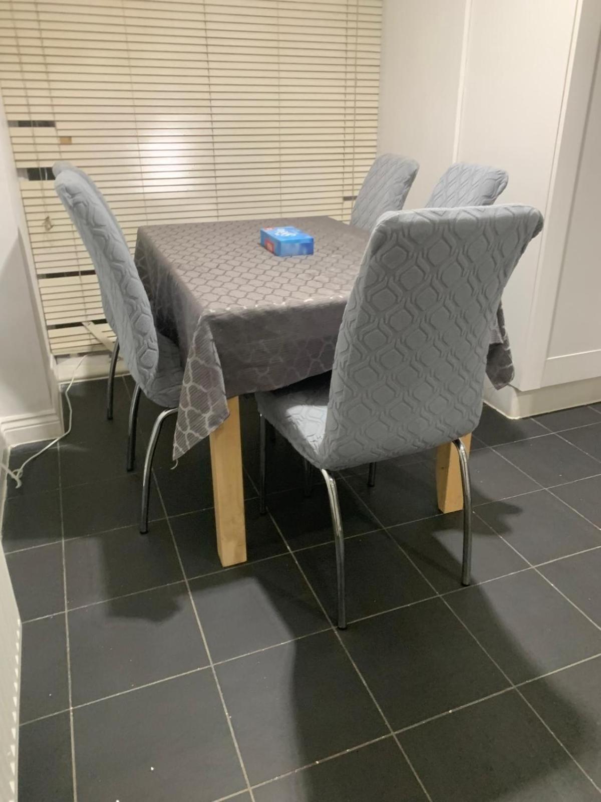 3 Bedroom Home Near Windsor Castle, Legoland, & Heathrow Slough Zewnętrze zdjęcie